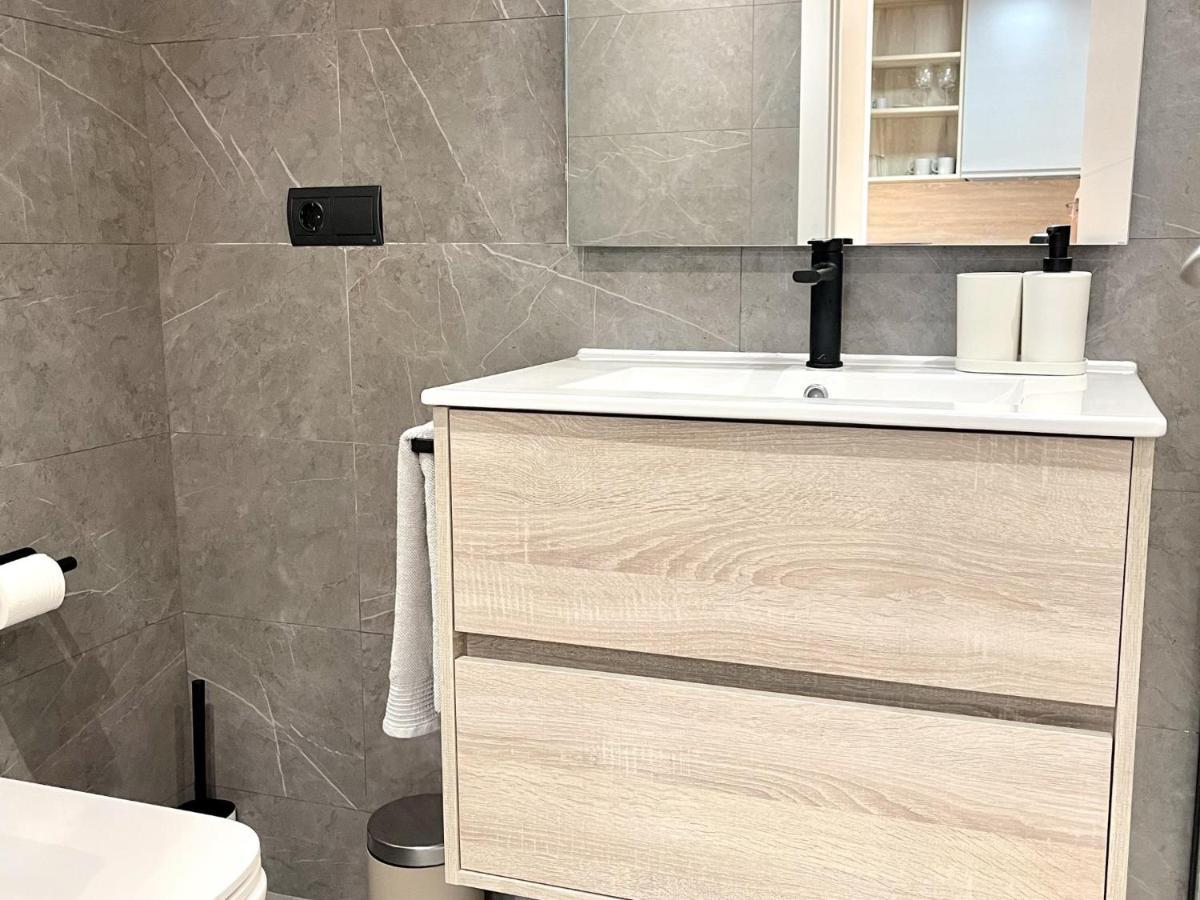 Apartbeach Michelangelo De Luxe Climatizado Y Junto Playa 08 Σαλού Εξωτερικό φωτογραφία