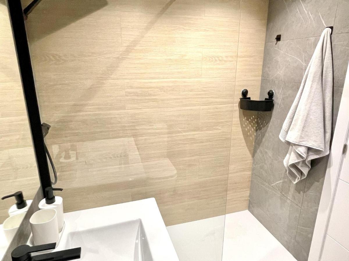 Apartbeach Michelangelo De Luxe Climatizado Y Junto Playa 08 Σαλού Εξωτερικό φωτογραφία